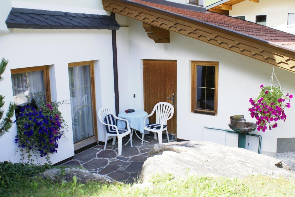 Ferienwohnung Gertraud Und Peter Geisler Finkenberg Exteriör bild
