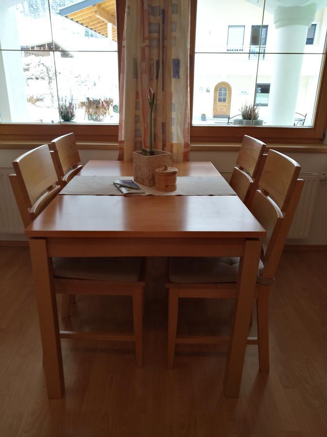 Ferienwohnung Gertraud Und Peter Geisler Finkenberg Exteriör bild